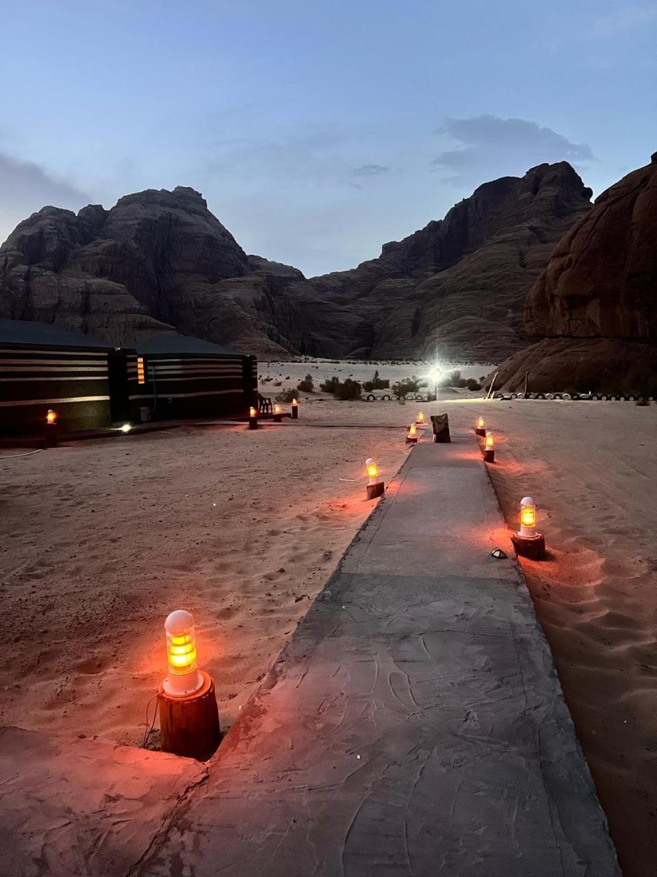 Scarlet Luxury Camp Вади-Рам Экстерьер фото